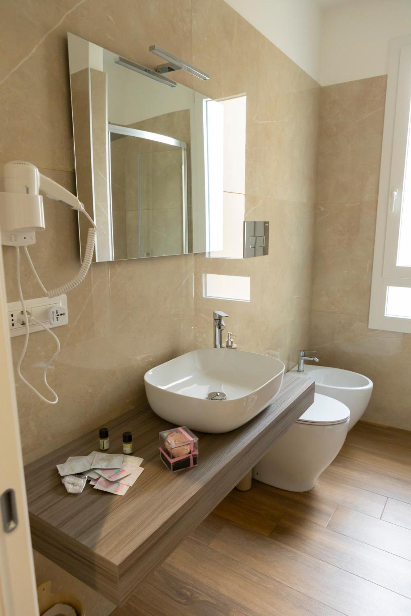 Alleria Rooms Неаполь Экстерьер фото