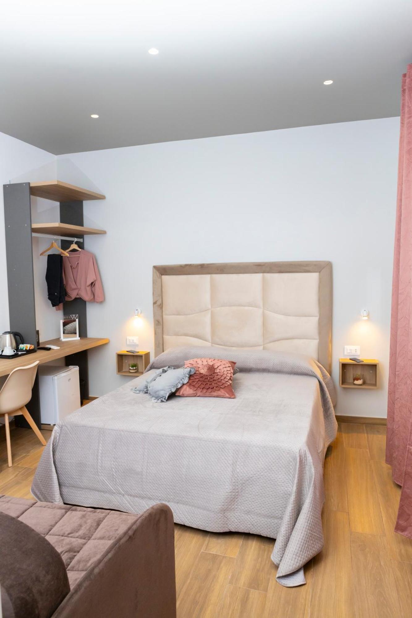 Alleria Rooms Неаполь Экстерьер фото