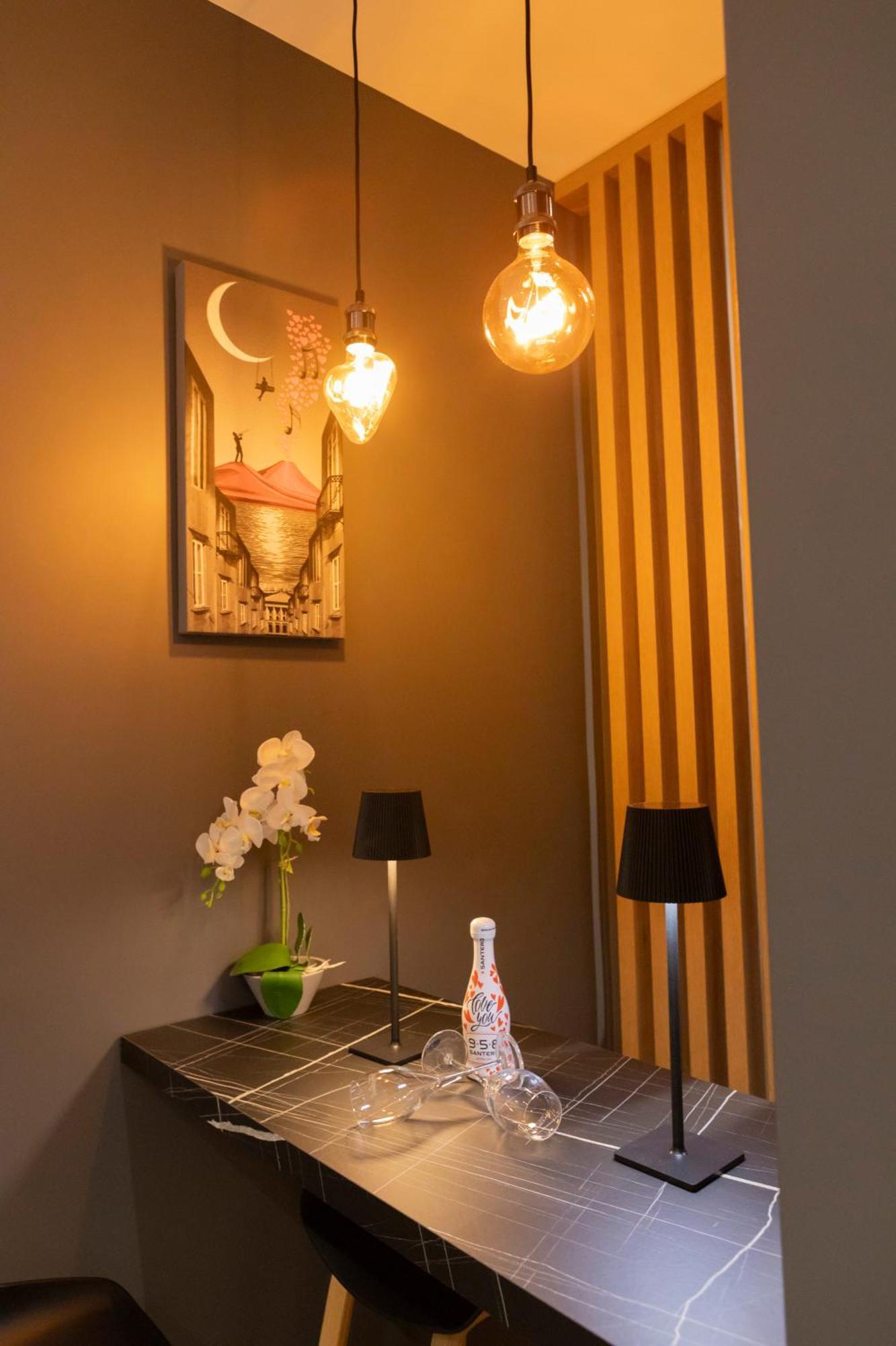 Alleria Rooms Неаполь Экстерьер фото